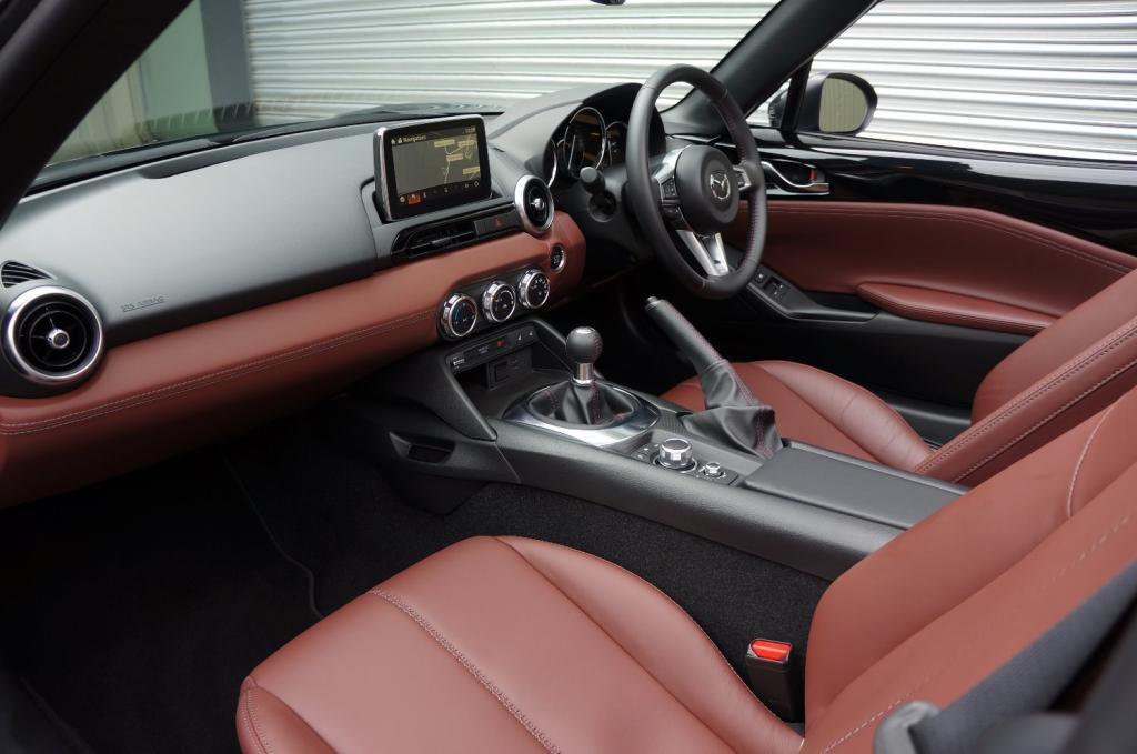 MAZDA MX-5