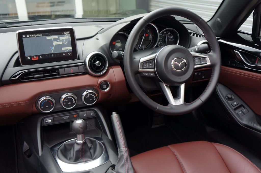 MAZDA MX-5