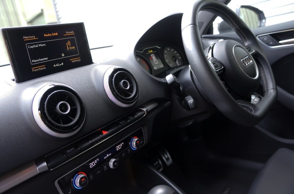 AUDI S3