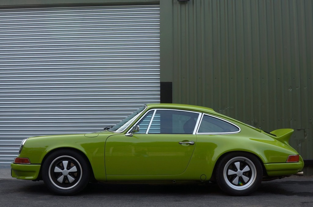 PORSCHE 911