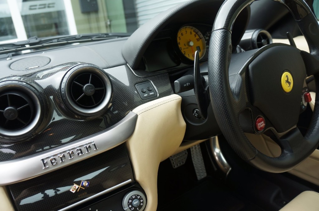 FERRARI 599
