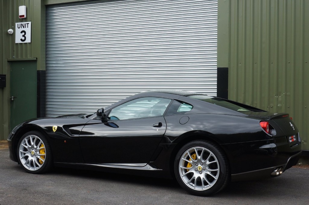 FERRARI 599