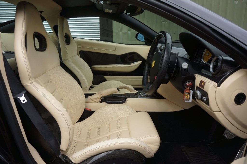 FERRARI 599