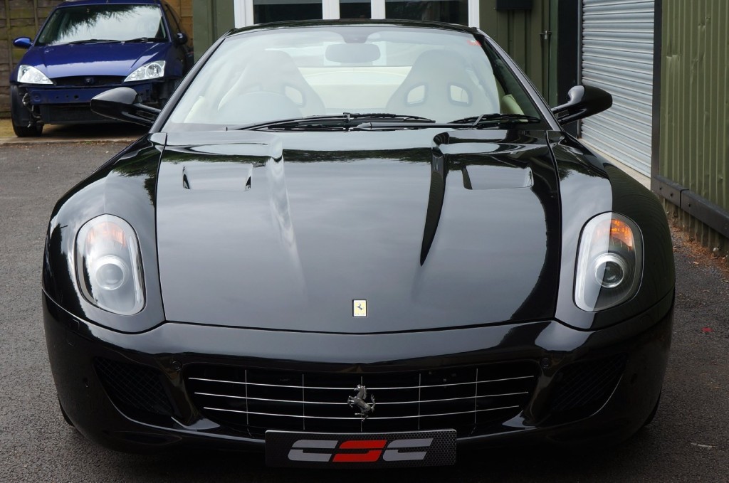 FERRARI 599