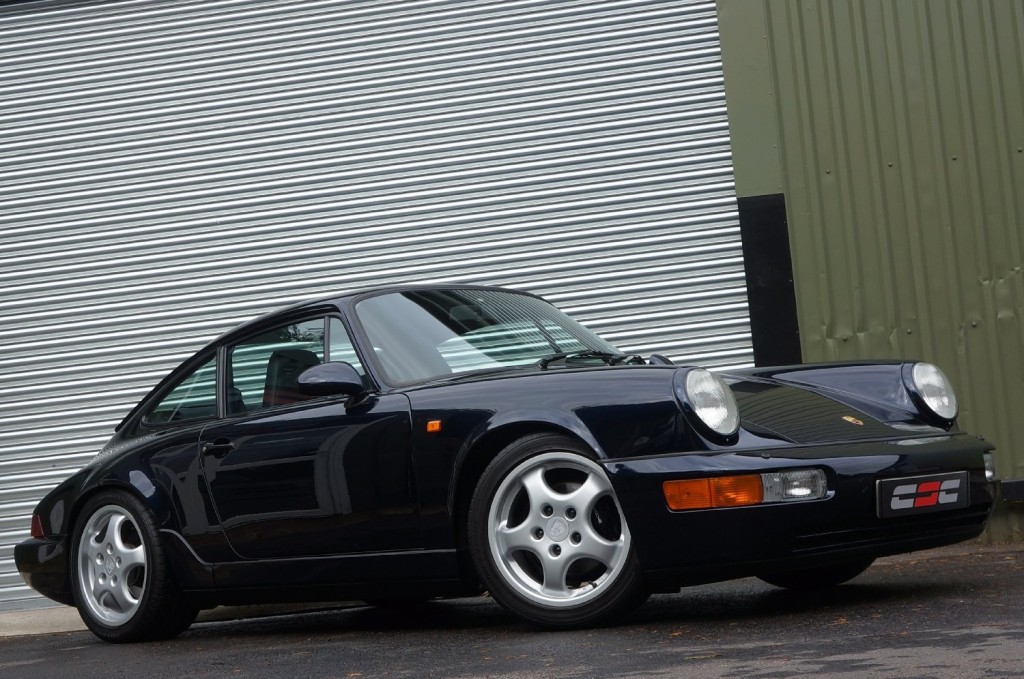 PORSCHE 911