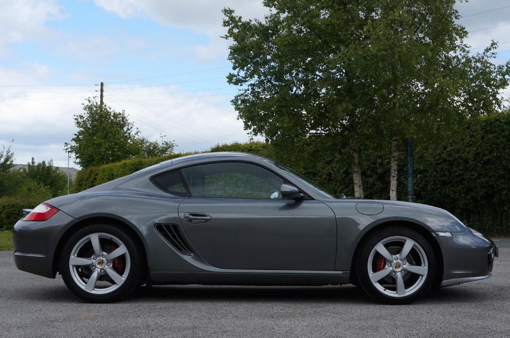 PORSCHE CAYMAN