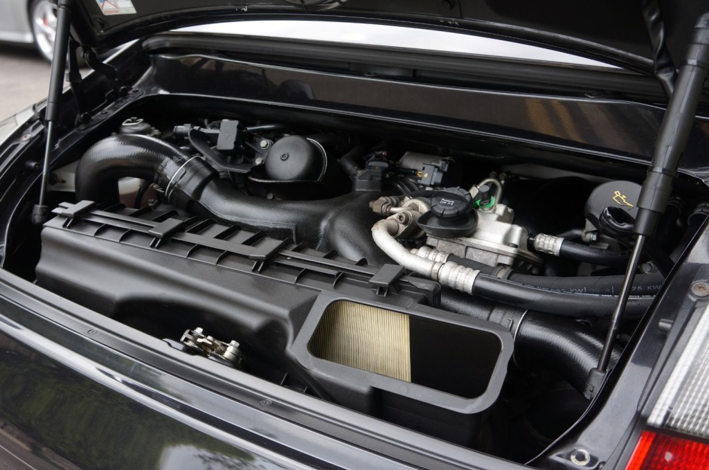PORSCHE 911 TURBO