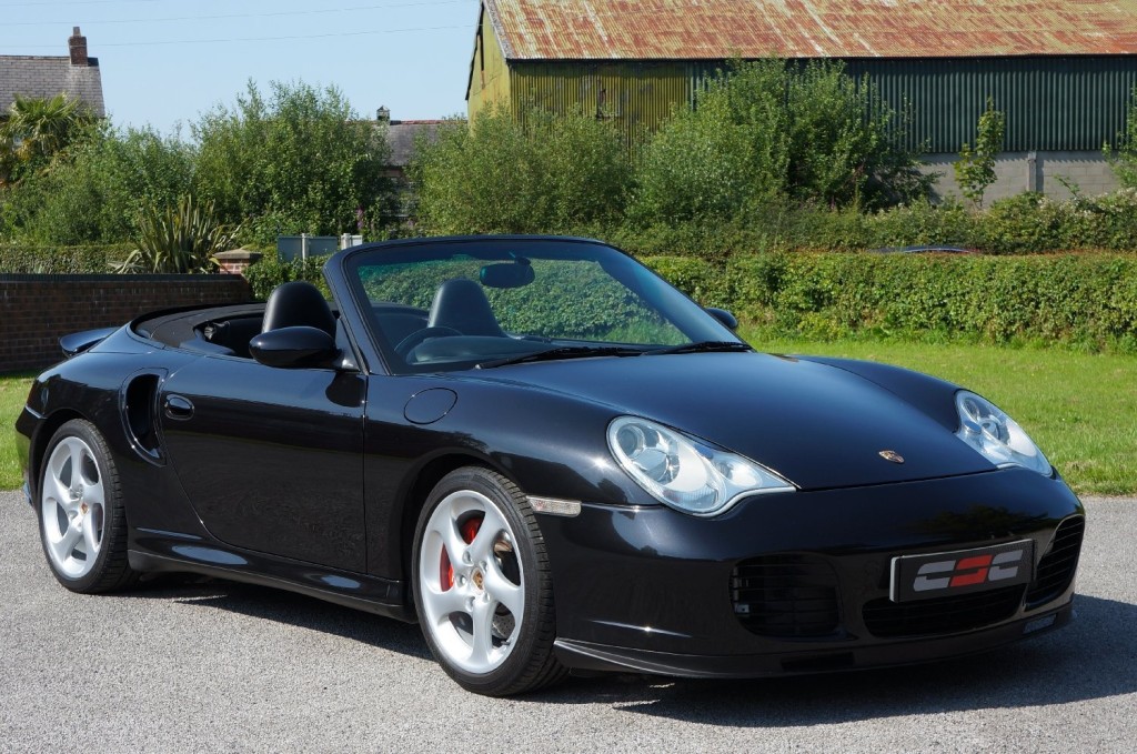 PORSCHE 911 TURBO