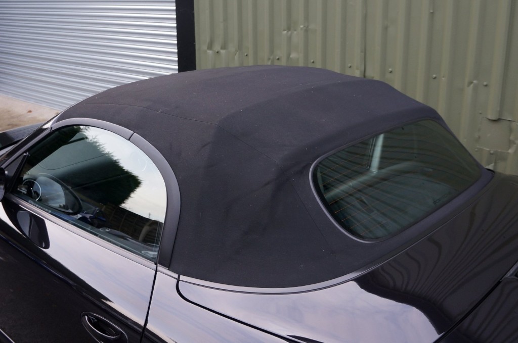 PORSCHE BOXSTER