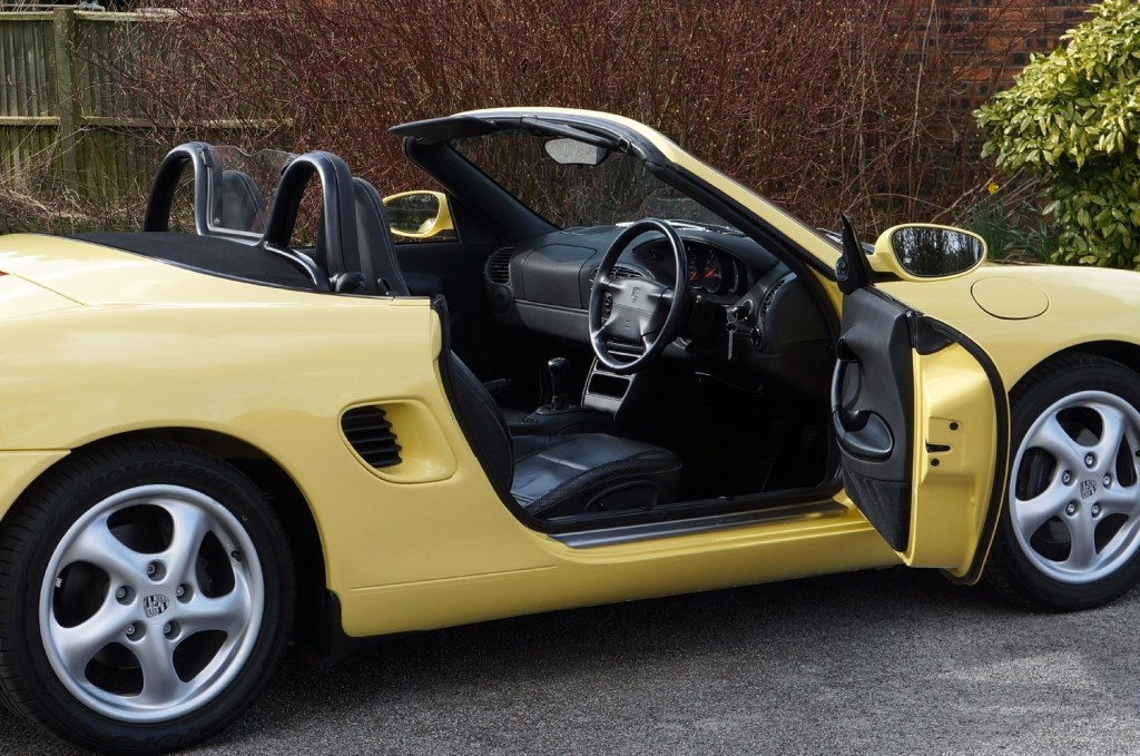 PORSCHE BOXSTER 986