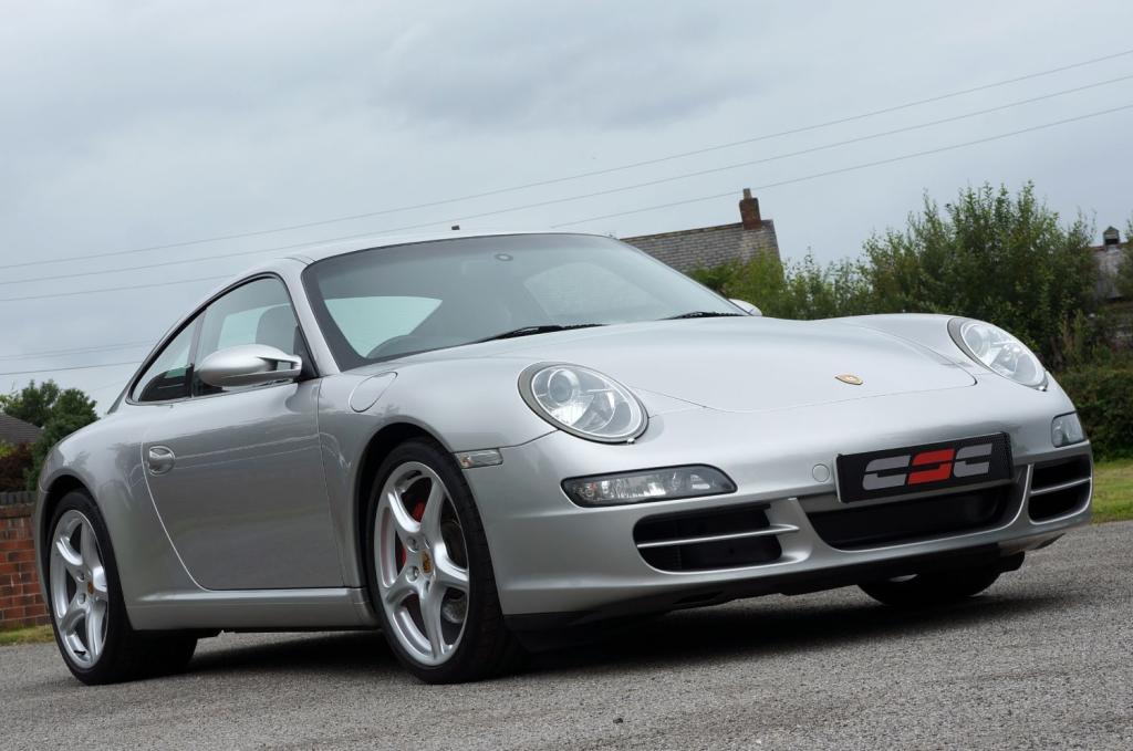 PORSCHE 911 MK 997