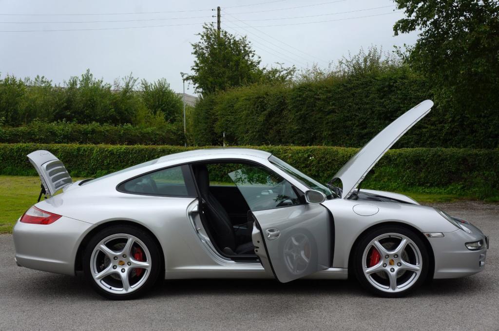 PORSCHE 911 MK 997
