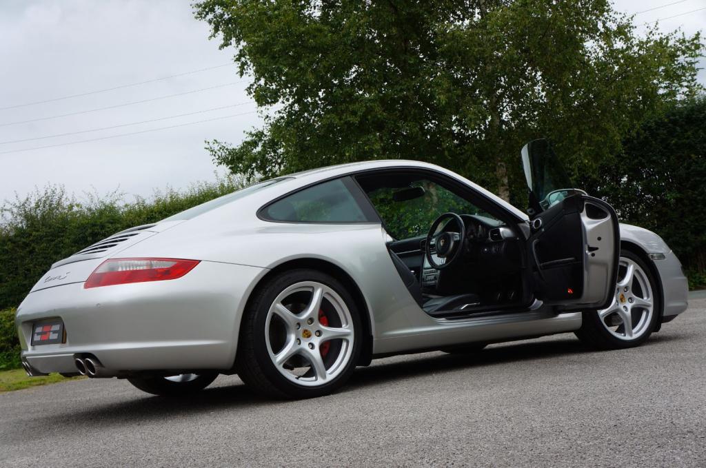 PORSCHE 911 MK 997