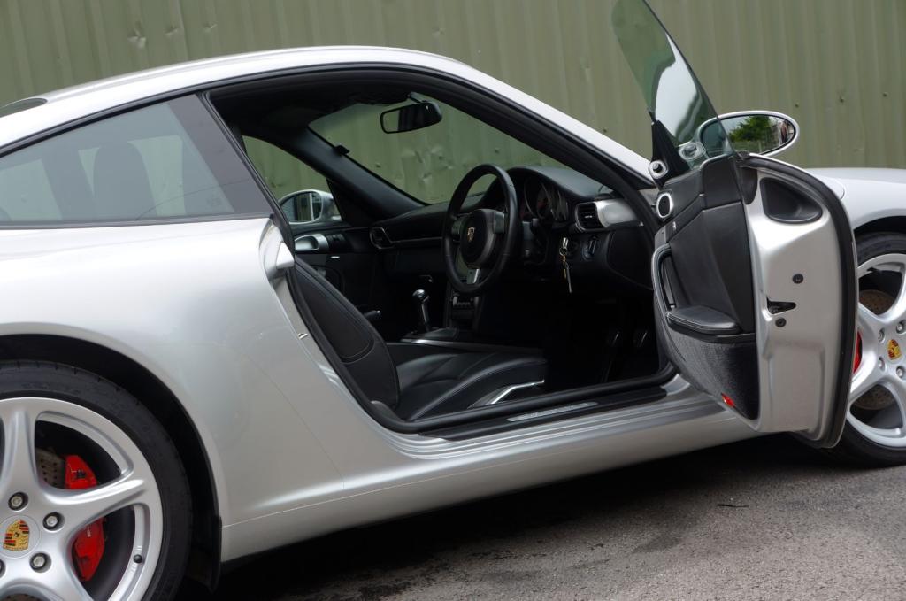 PORSCHE 911 MK 997