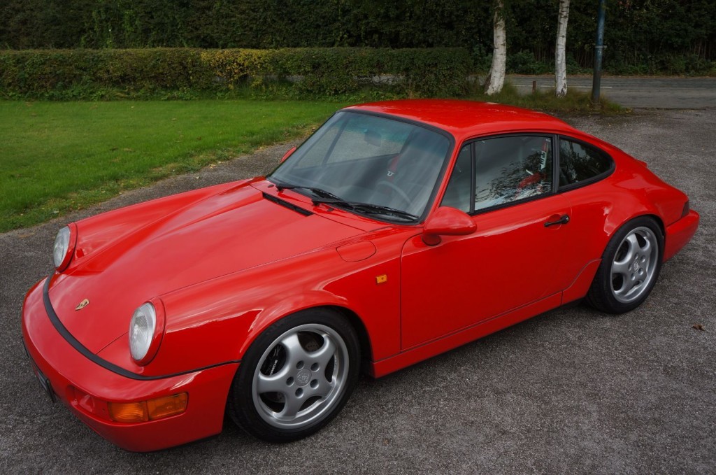 PORSCHE 911