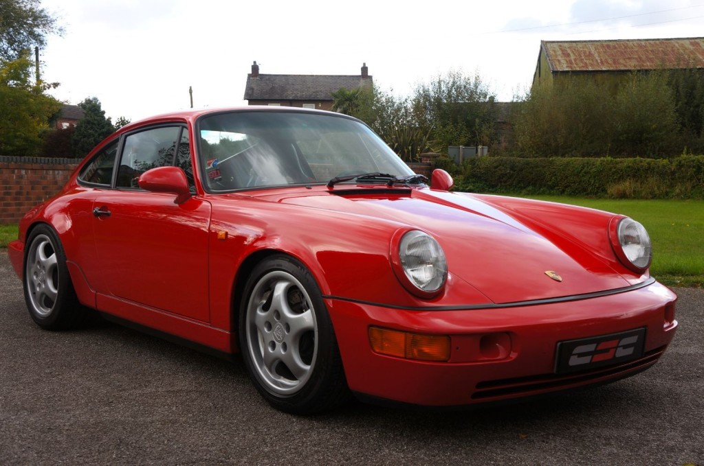 PORSCHE 911