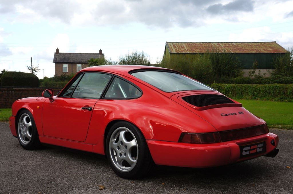 PORSCHE 911
