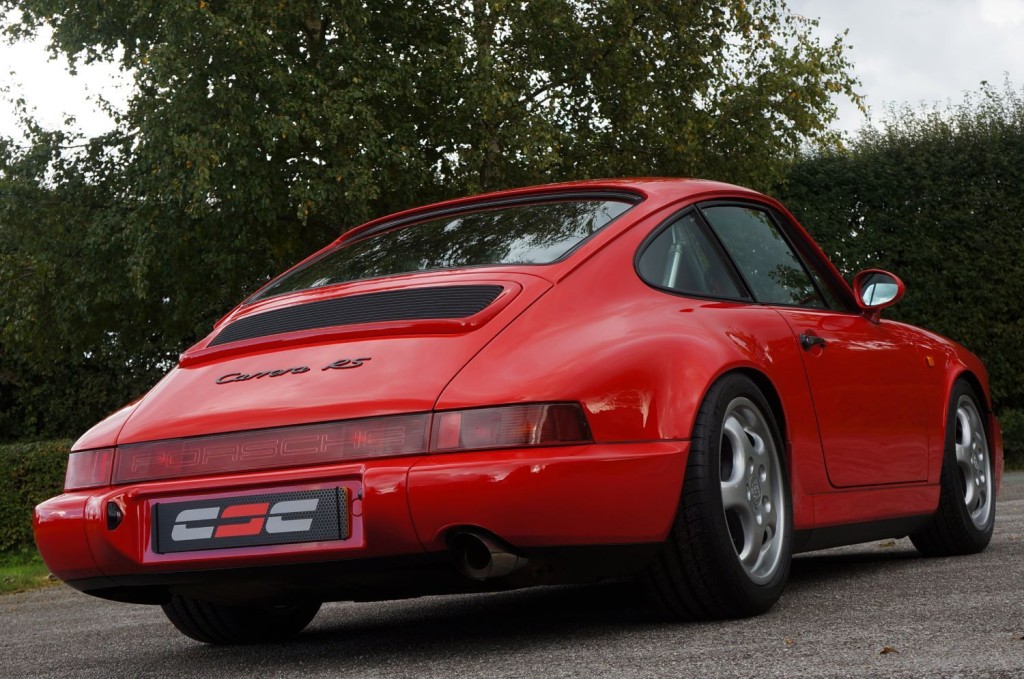 PORSCHE 911