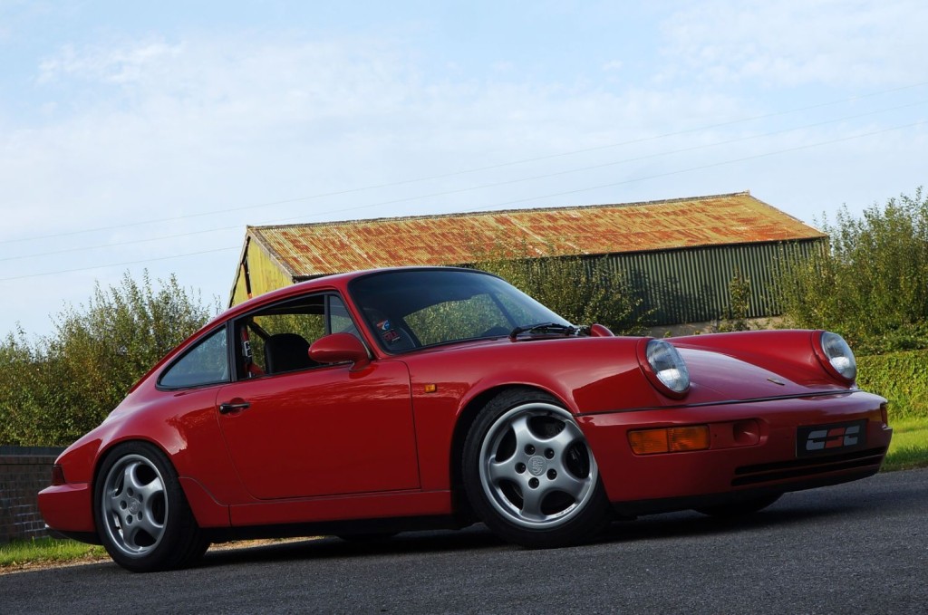 PORSCHE 911