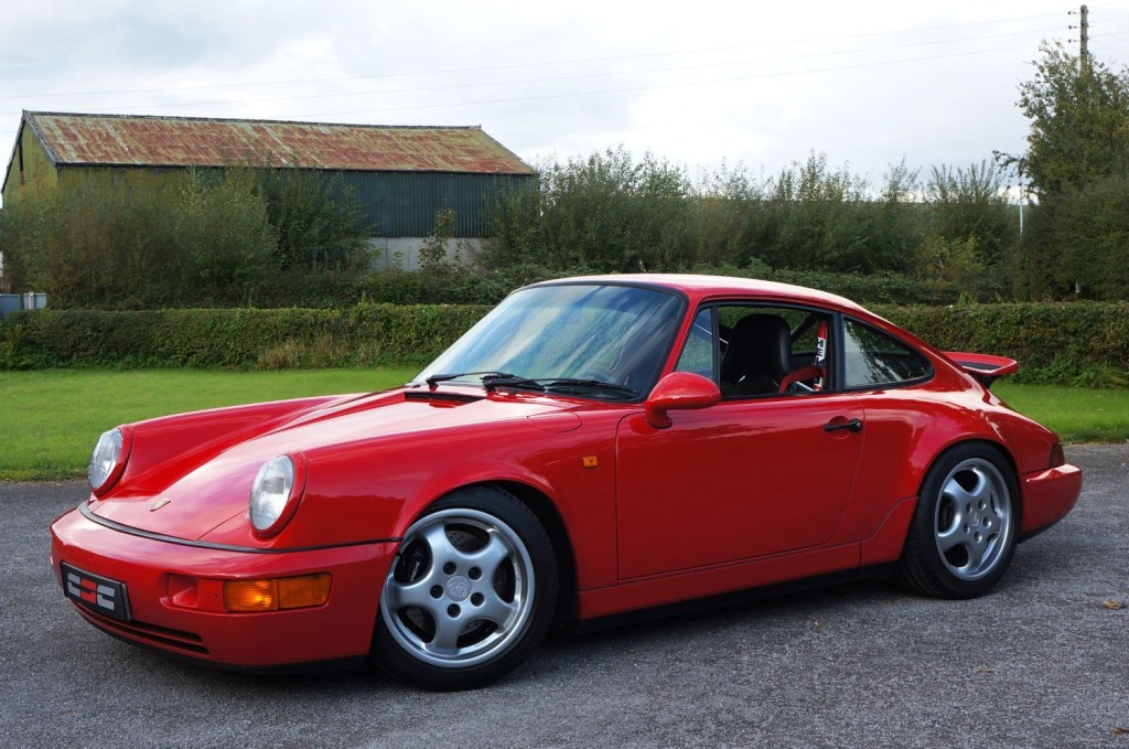 PORSCHE 911