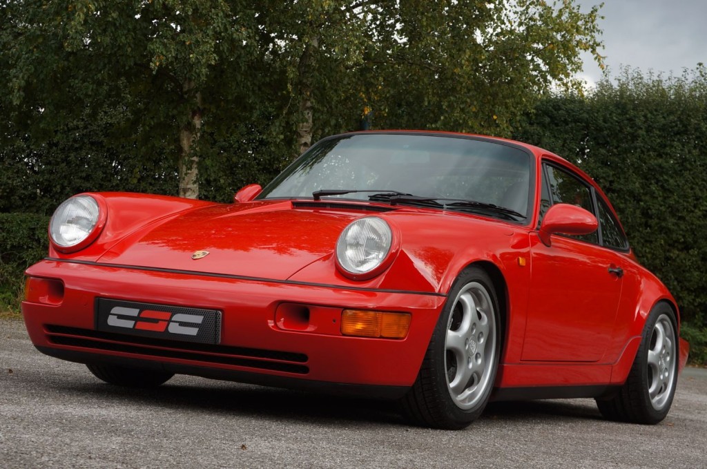 PORSCHE 911