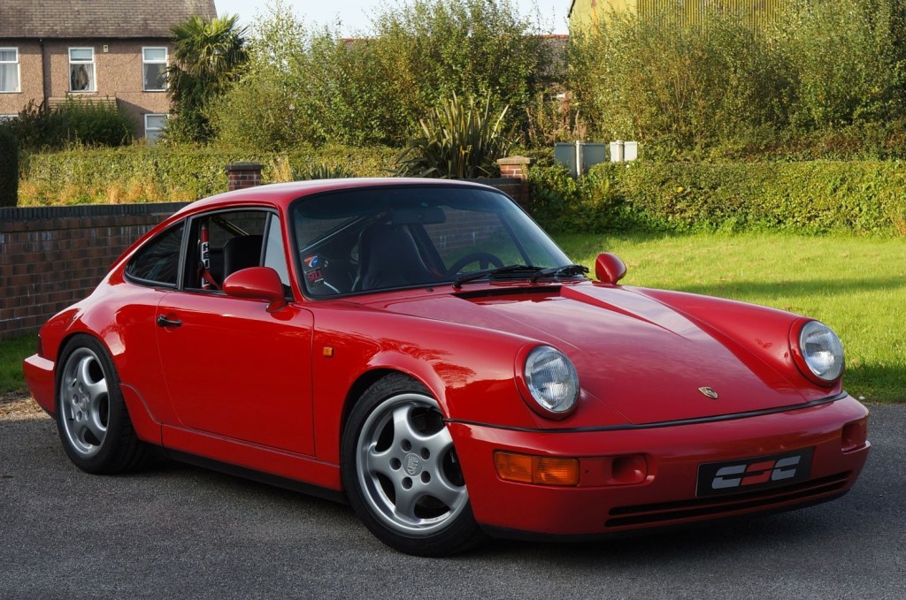 PORSCHE 911