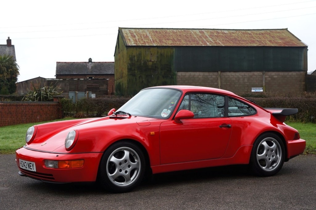PORSCHE 911