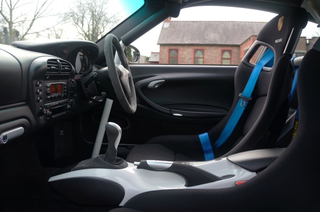 PORSCHE 911 MK 996