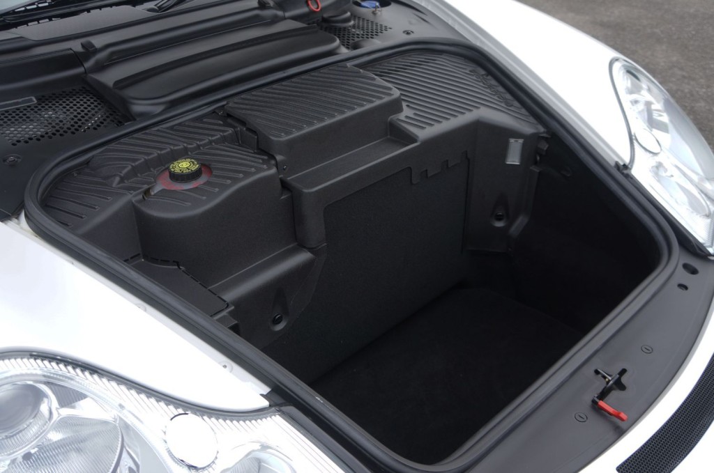 PORSCHE 911 MK 996