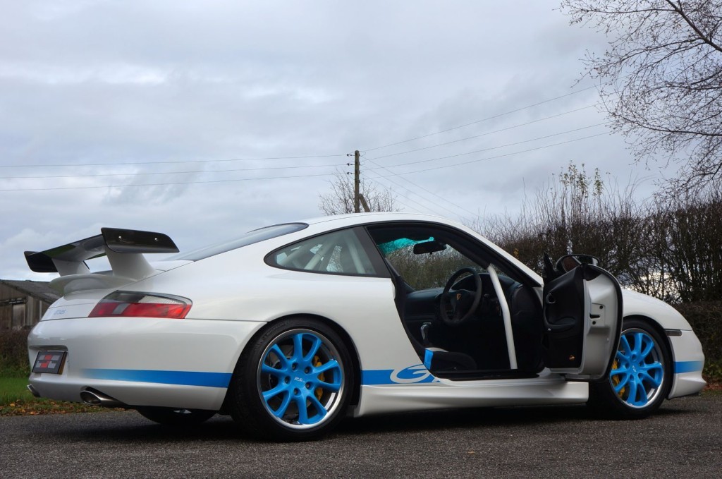 PORSCHE 911 MK 996