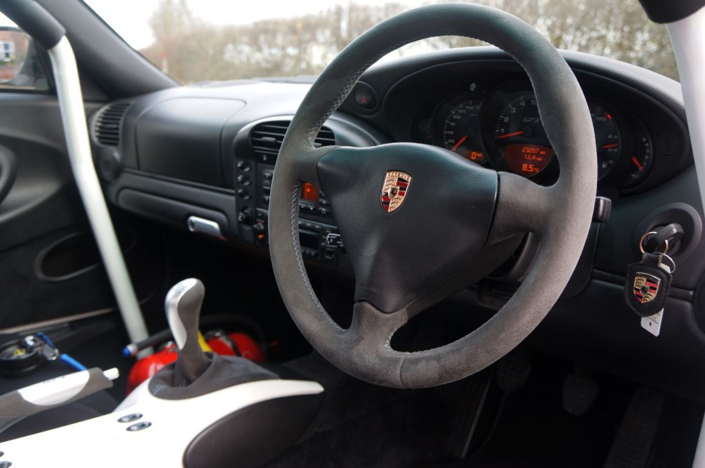 PORSCHE 911 MK 996