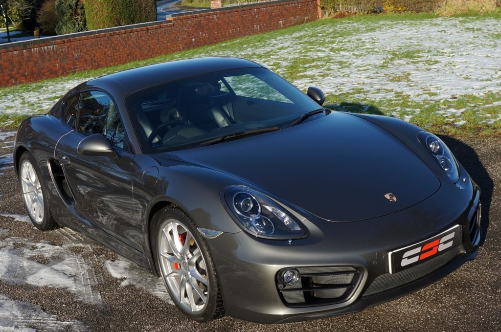 PORSCHE CAYMAN