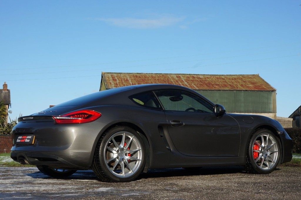 PORSCHE CAYMAN