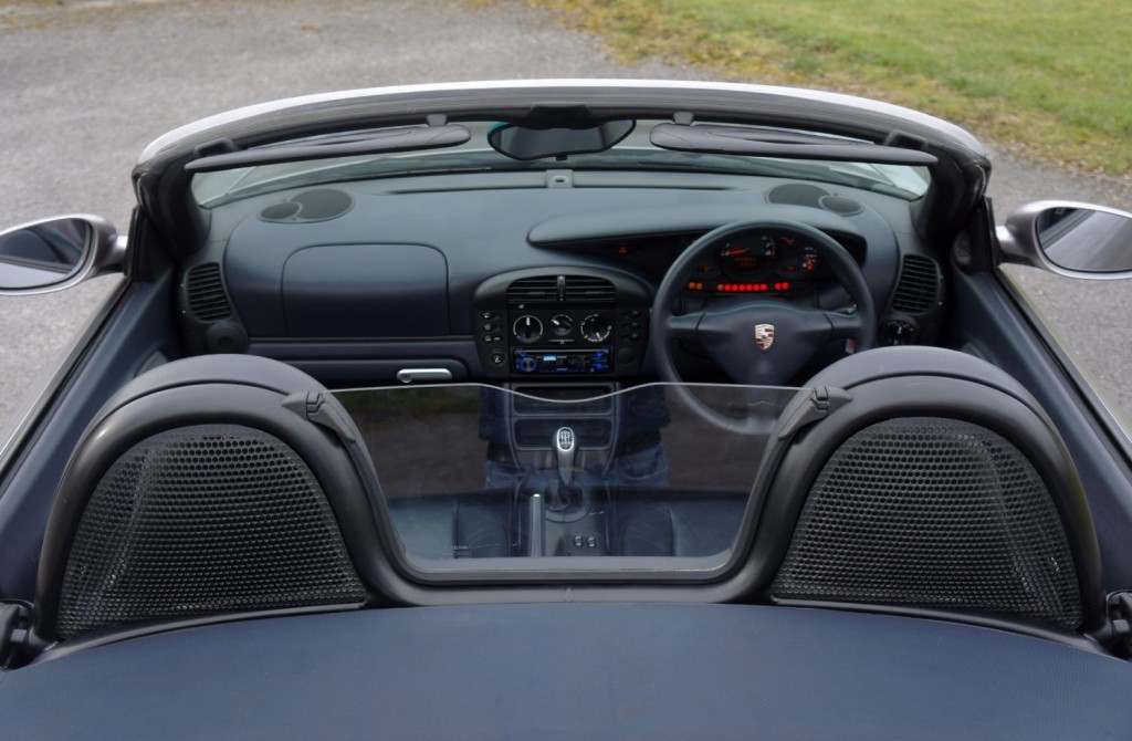 PORSCHE BOXSTER