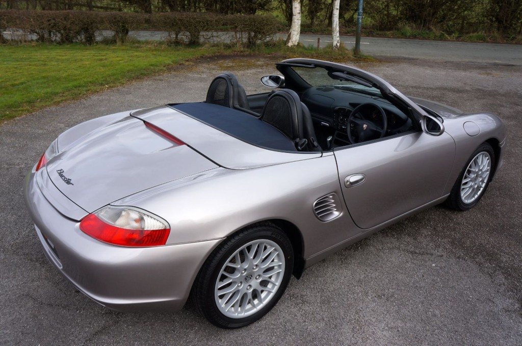 PORSCHE BOXSTER