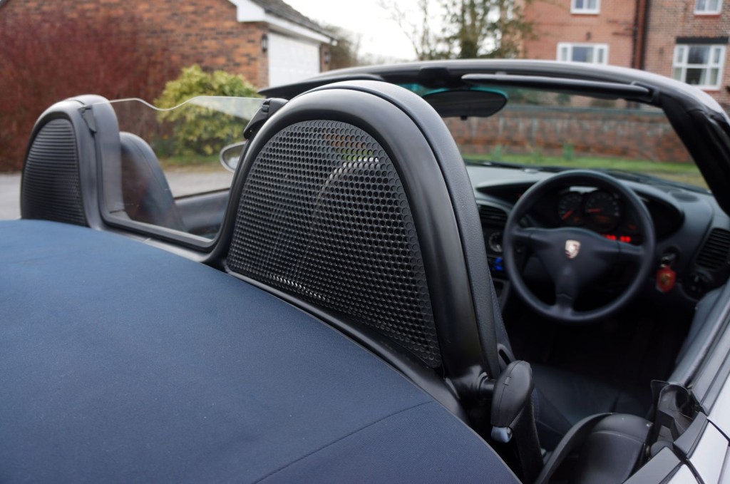 PORSCHE BOXSTER