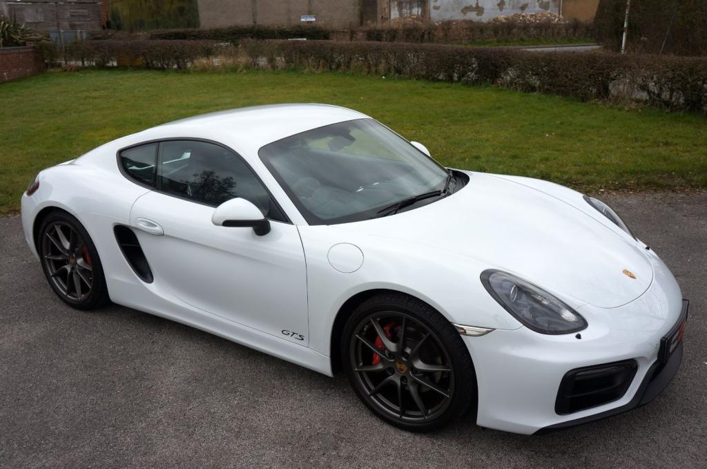 PORSCHE CAYMAN