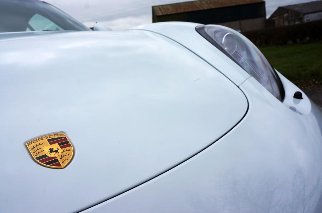 PORSCHE CAYMAN