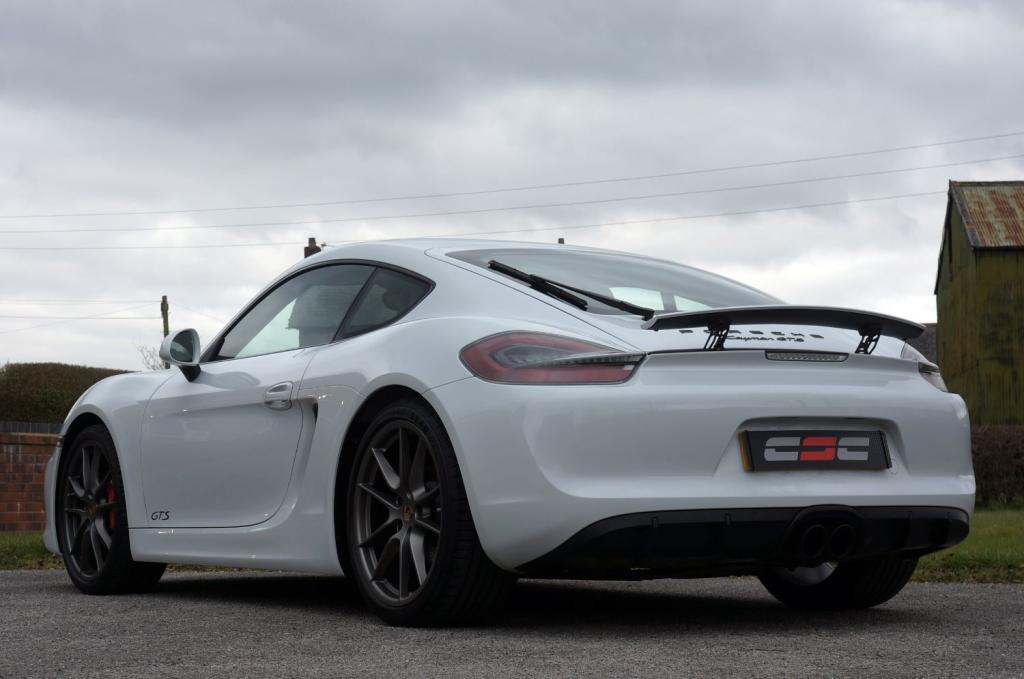 PORSCHE CAYMAN