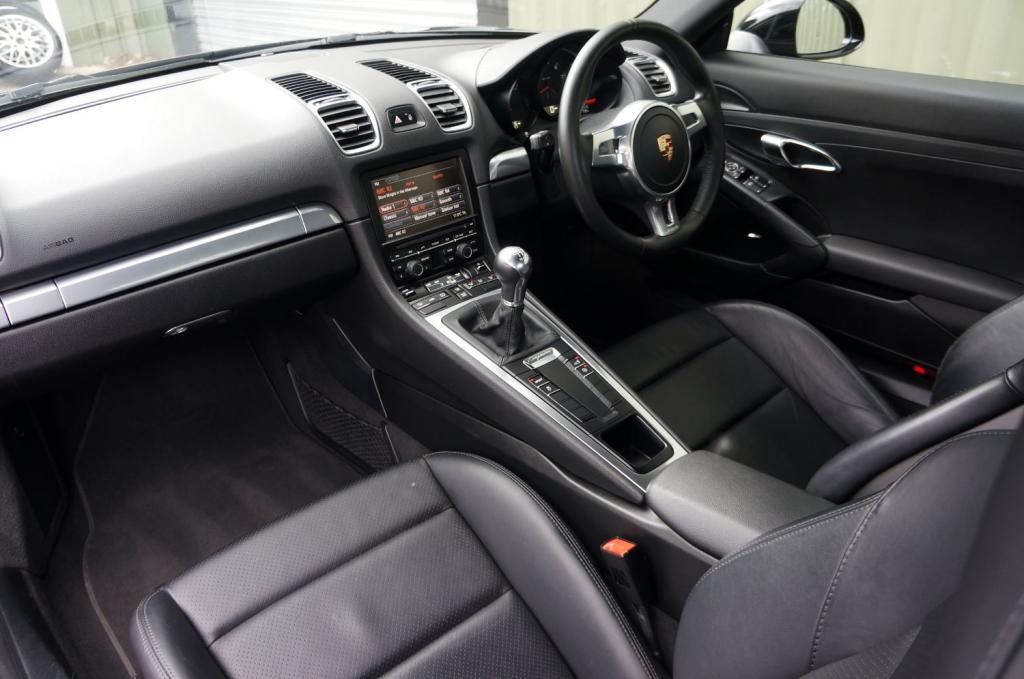 PORSCHE CAYMAN