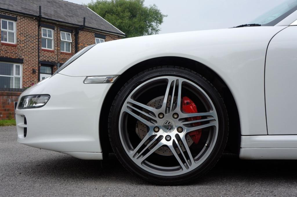 PORSCHE 911 MK 997