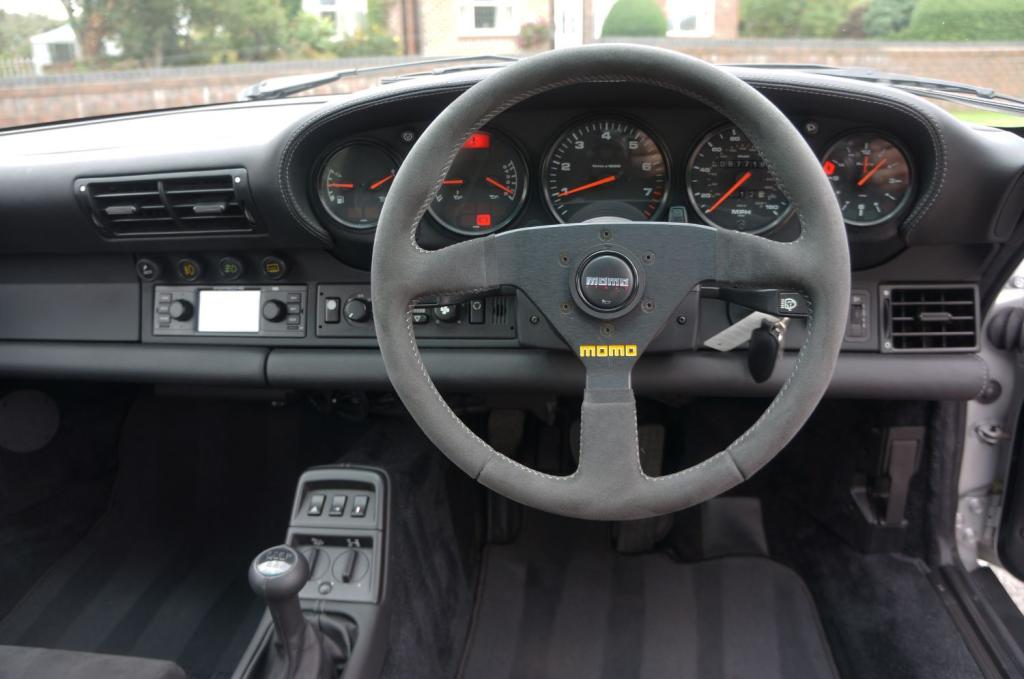 PORSCHE 911 CLASSIC