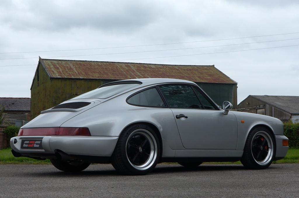 PORSCHE 911 CLASSIC