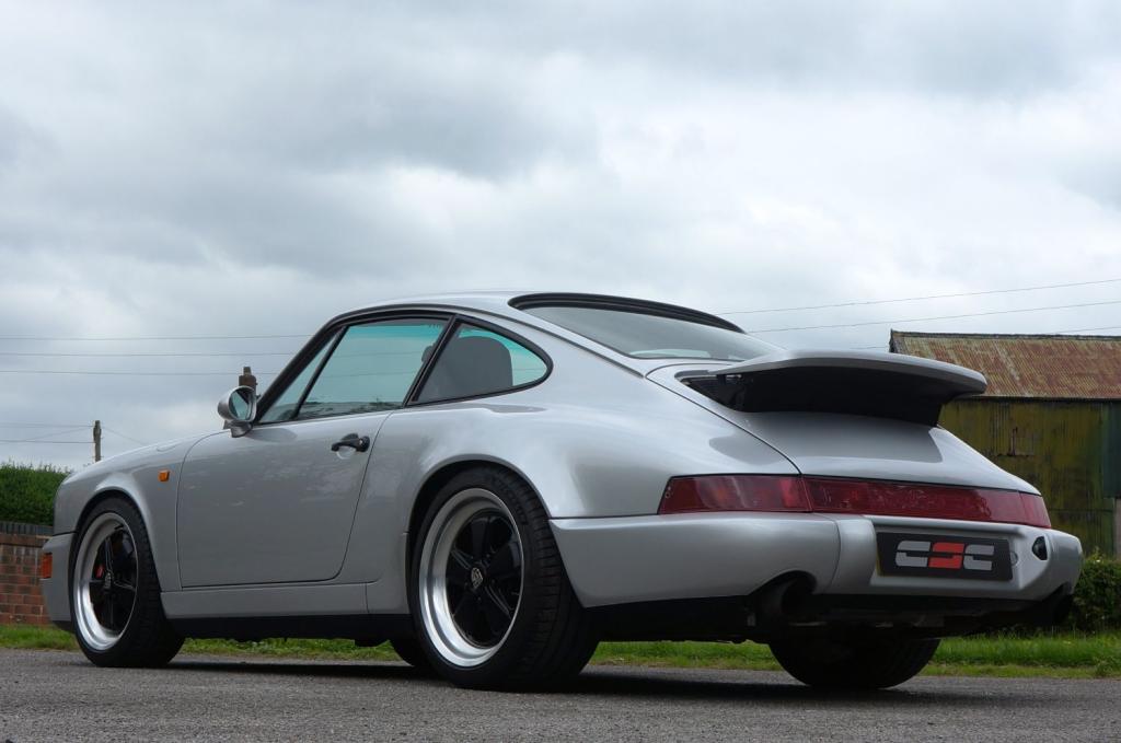 PORSCHE 911 CLASSIC