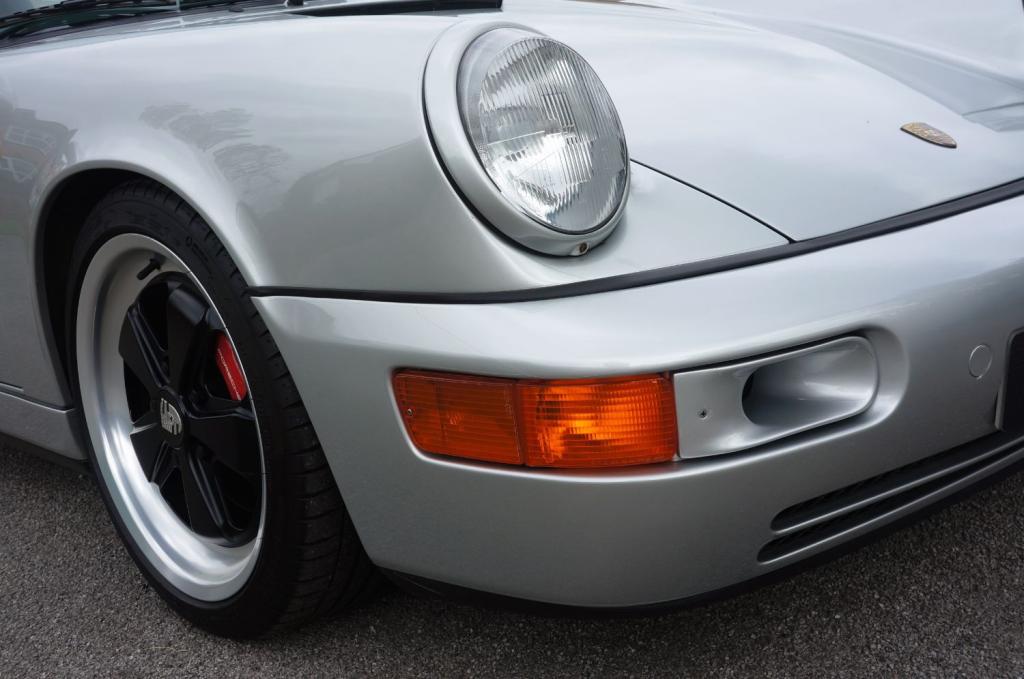 PORSCHE 911 CLASSIC