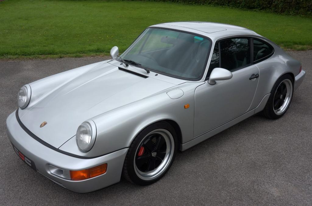 PORSCHE 911 CLASSIC