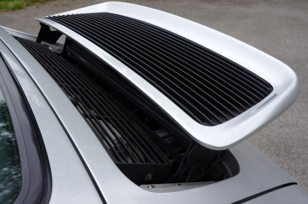 PORSCHE 911 CLASSIC
