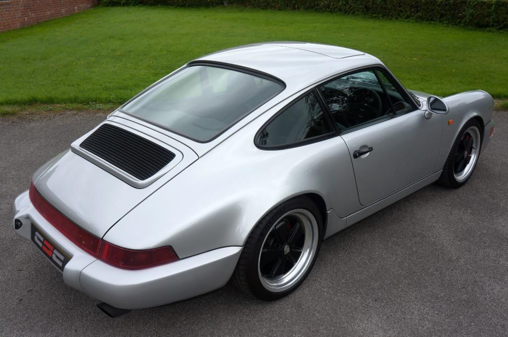 PORSCHE 911 CLASSIC