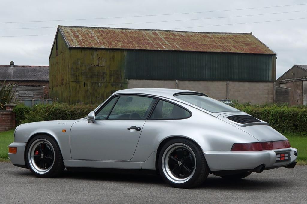 PORSCHE 911 CLASSIC