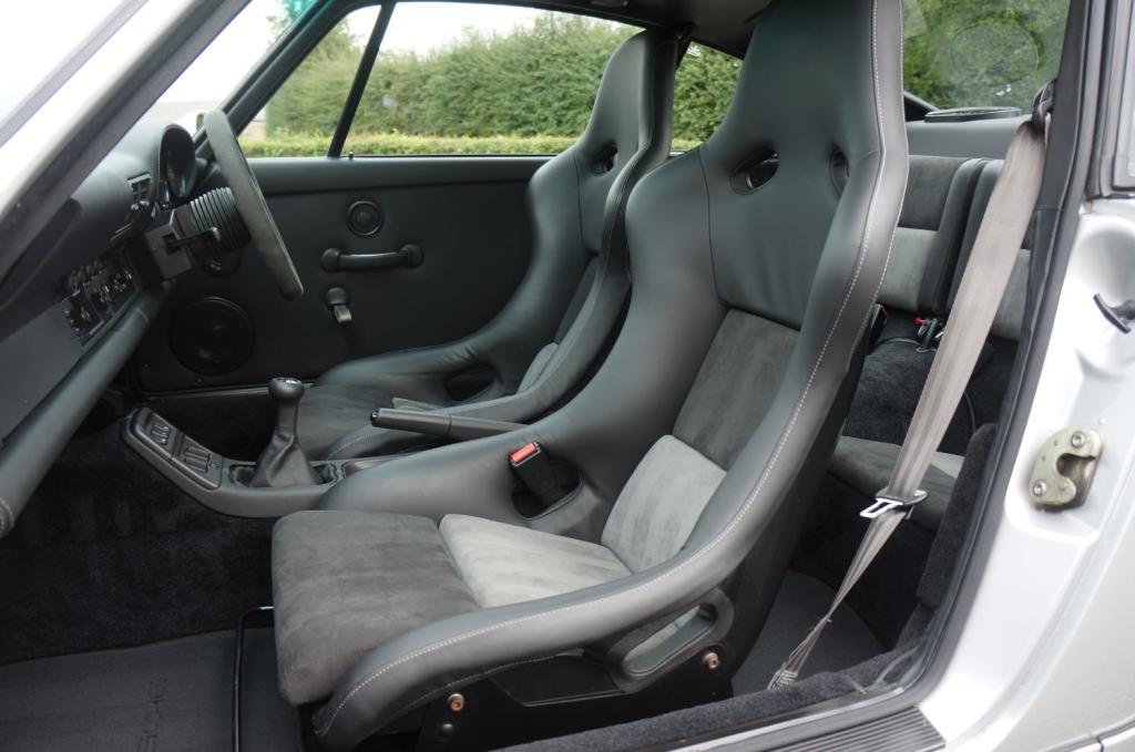 PORSCHE 911 CLASSIC
